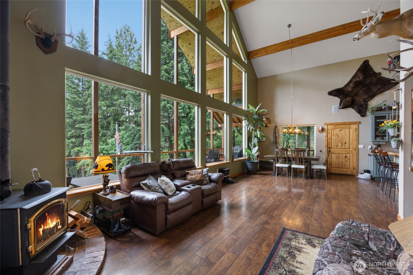11125 Entiat River Road Entiat, WA 98822 - Photo 18 of 40 a living room with furniture and a large window