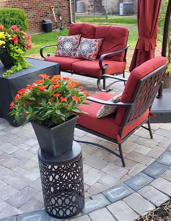 7685 Provincial Road Canton, MI 48187 - Photo 25 of 33 Gallery Image 25