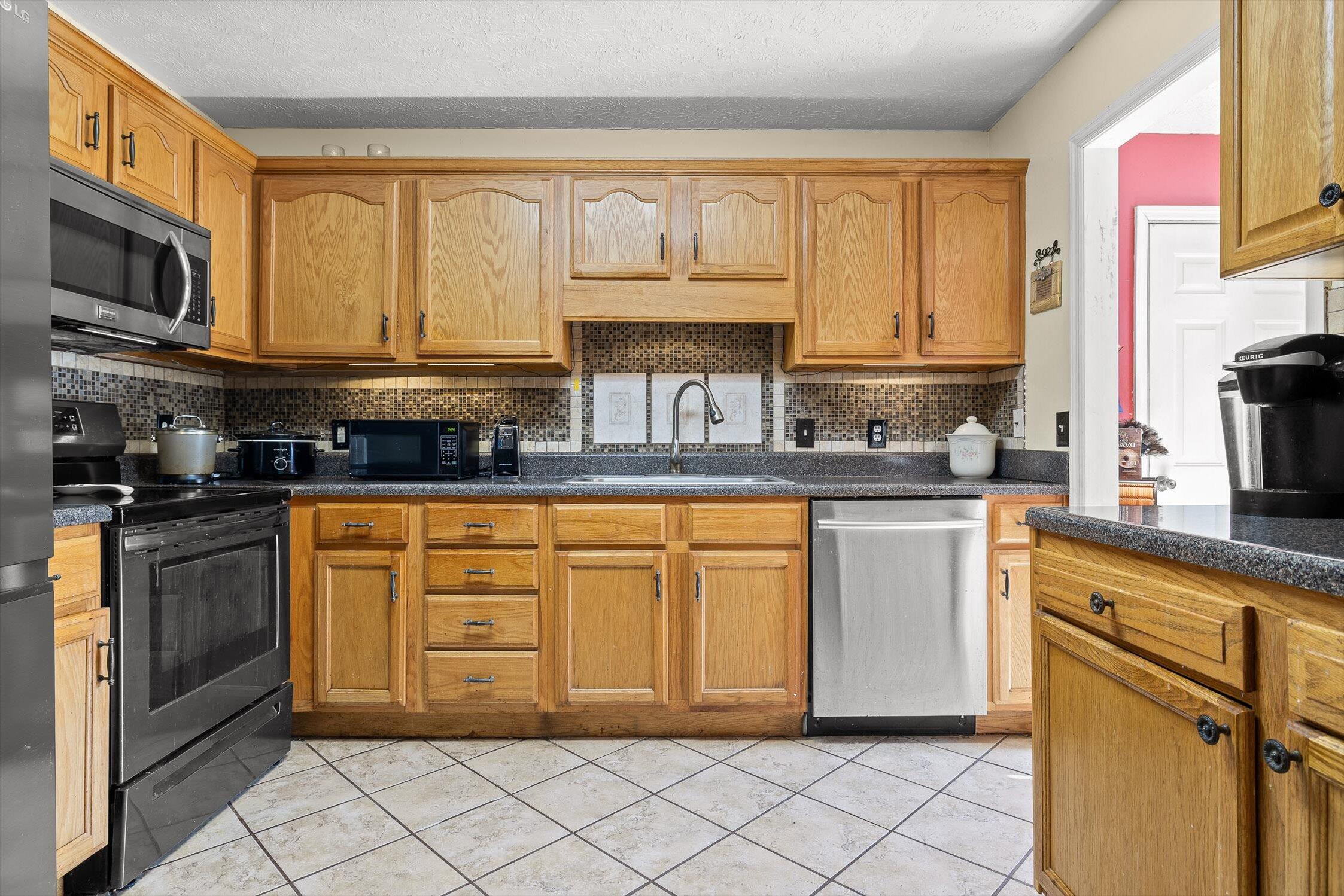 182 Boxer Lane Rock Spring, GA 30739 - Photo 9 of 63 60-Boxer-59