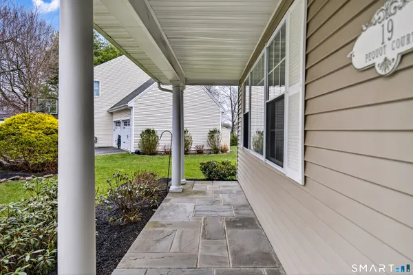 $590,000 | 19 Pequot Court, Unit 19, Monroe, CT 06468