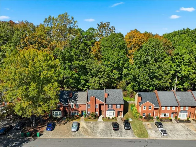 $310,000 | 3153 Corner Oak Drive, Peachtree Corners, GA 30071