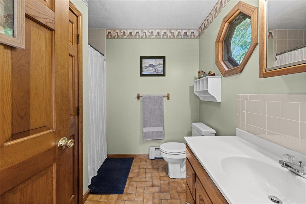 110 B High Street Upton, MA 01568 - Photo 21 of 40