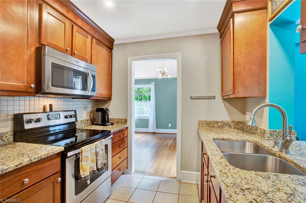 2528 Robinhood Road Winston-Salem, NC 27106 - Photo 14 of 29 Gallery Image 14