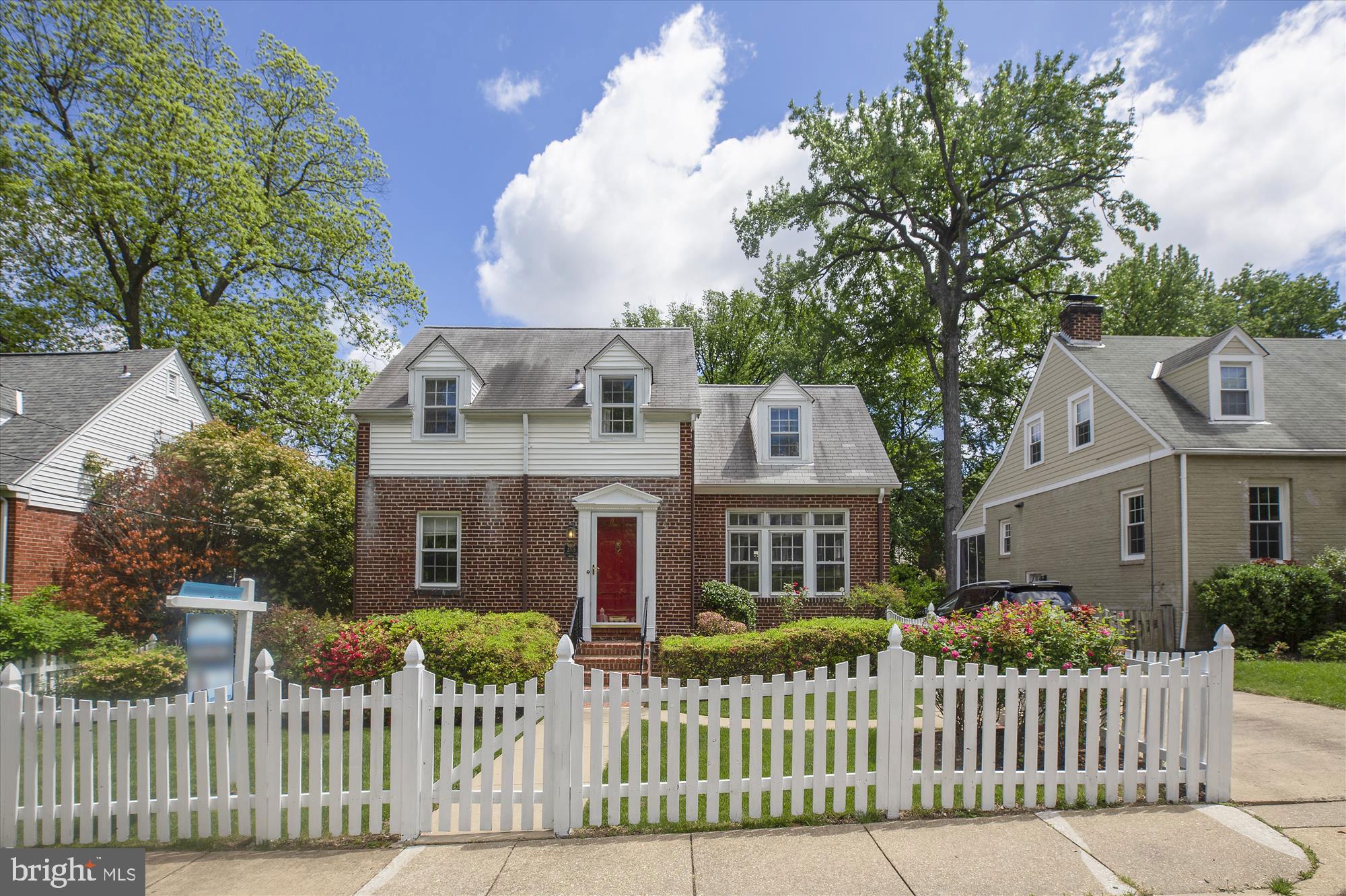 2705 Russell Road Alexandria, VA 22305 - Photo 1 of 45 Welcome Home!
