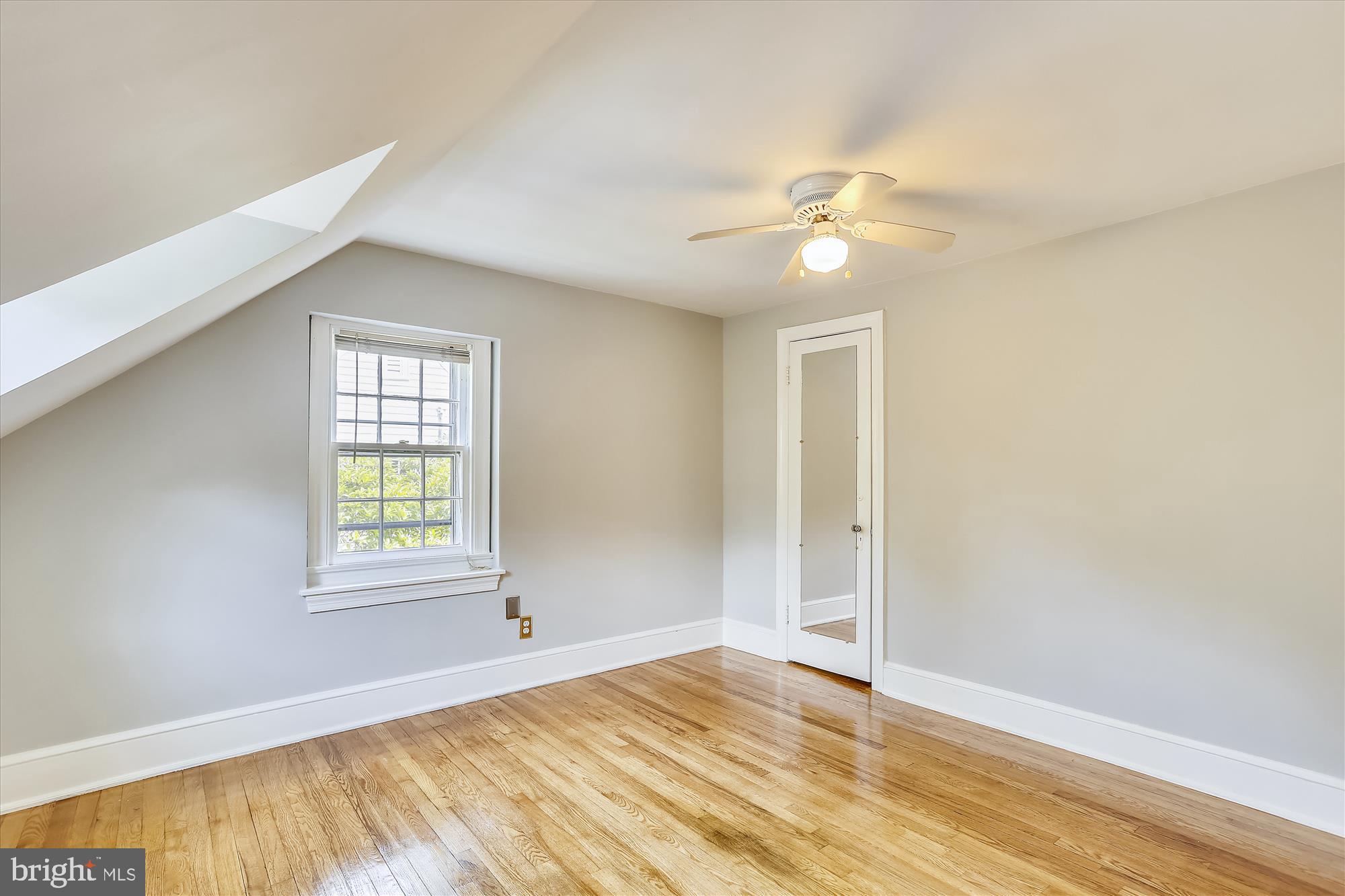 2705 Russell Road Alexandria, VA 22305 - Photo 29 of 45 Bedroom