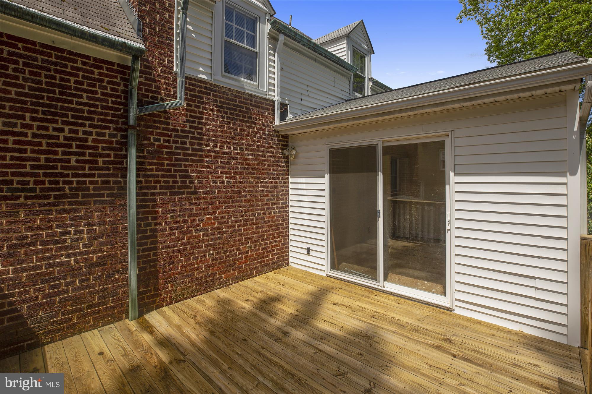 2705 Russell Road Alexandria, VA 22305 - Photo 39 of 45 Deck