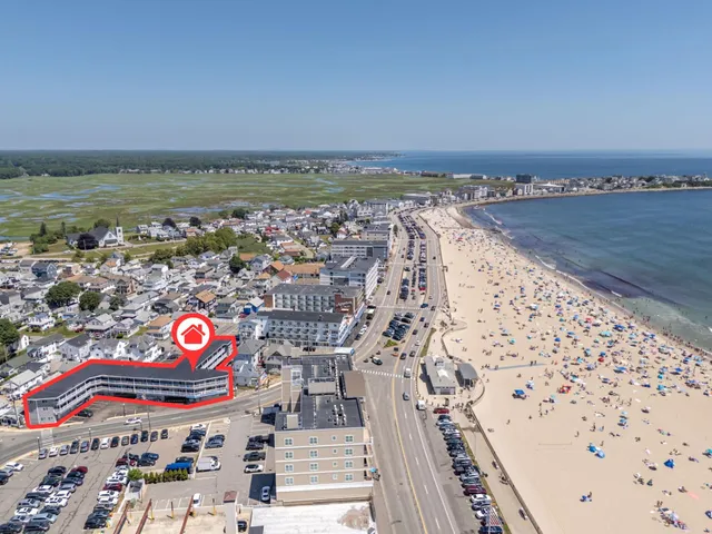 $1,600 | 6 Ashworth Avenue, Unit 15, Hampton, NH 03842