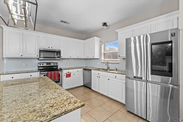 $315,000 | 32425 Savannah Trace, Denham Springs, LA 70726