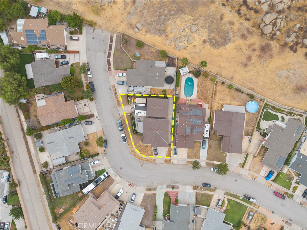 2172 Belhaven Avenue Simi Valley, CA 93063 - Photo 22 of 24 an aerial view of residential houses with outdoor space
