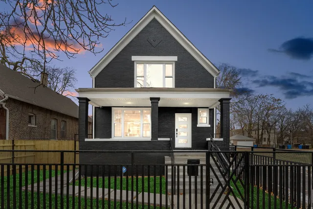 $475,000 | 9410 South Champlain Avenue, Chicago, IL 60619