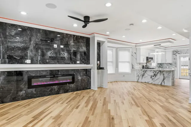 $475,000 | 9410 South Champlain Avenue, Chicago, IL 60619