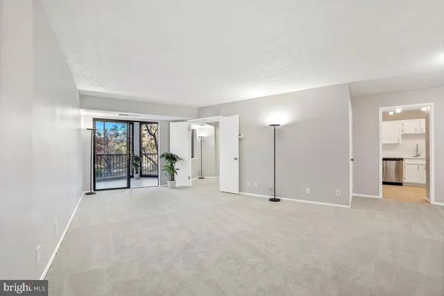 $424,500 | 5902 Mt Eagle Drive, Unit 303, Alexandria, VA 22303