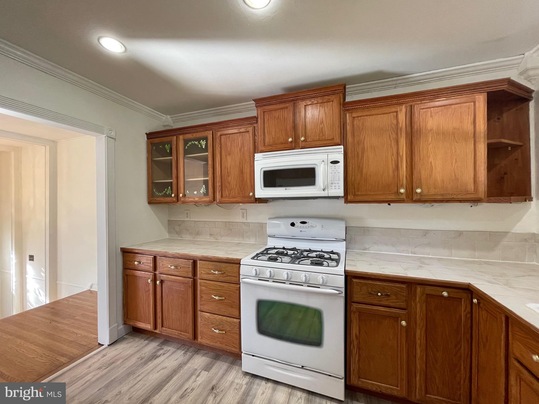 42 Haines Mill Road Delran, NJ 08075 - Photo 10 of 29