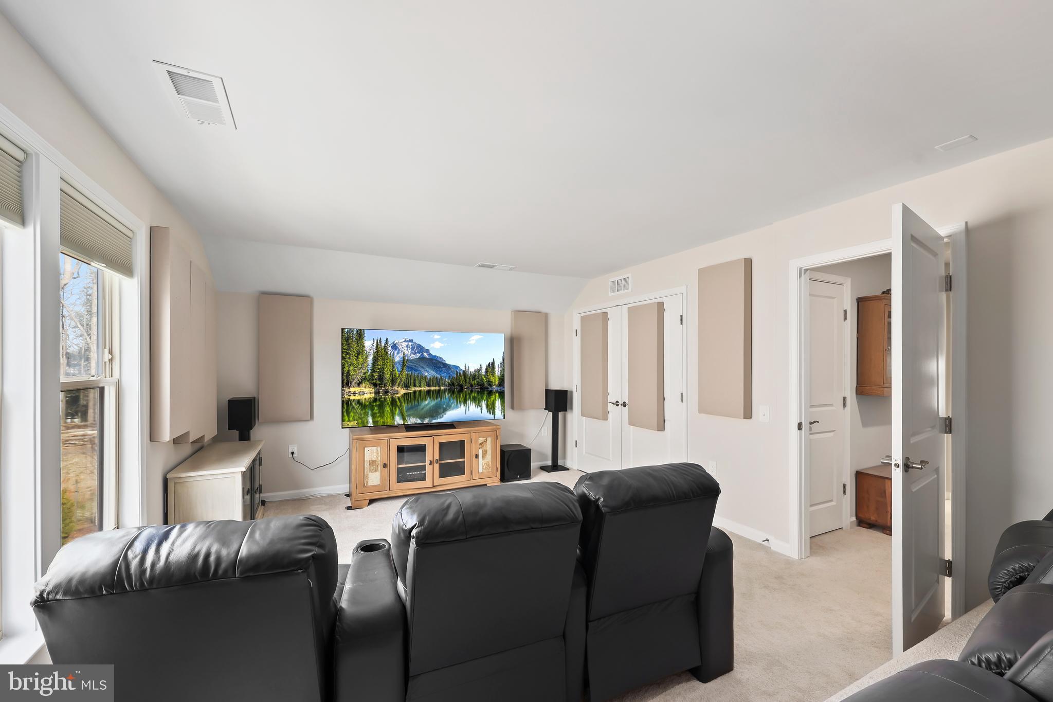 46451 White Top Drive Sterling, VA 20164 - Photo 26 of 59