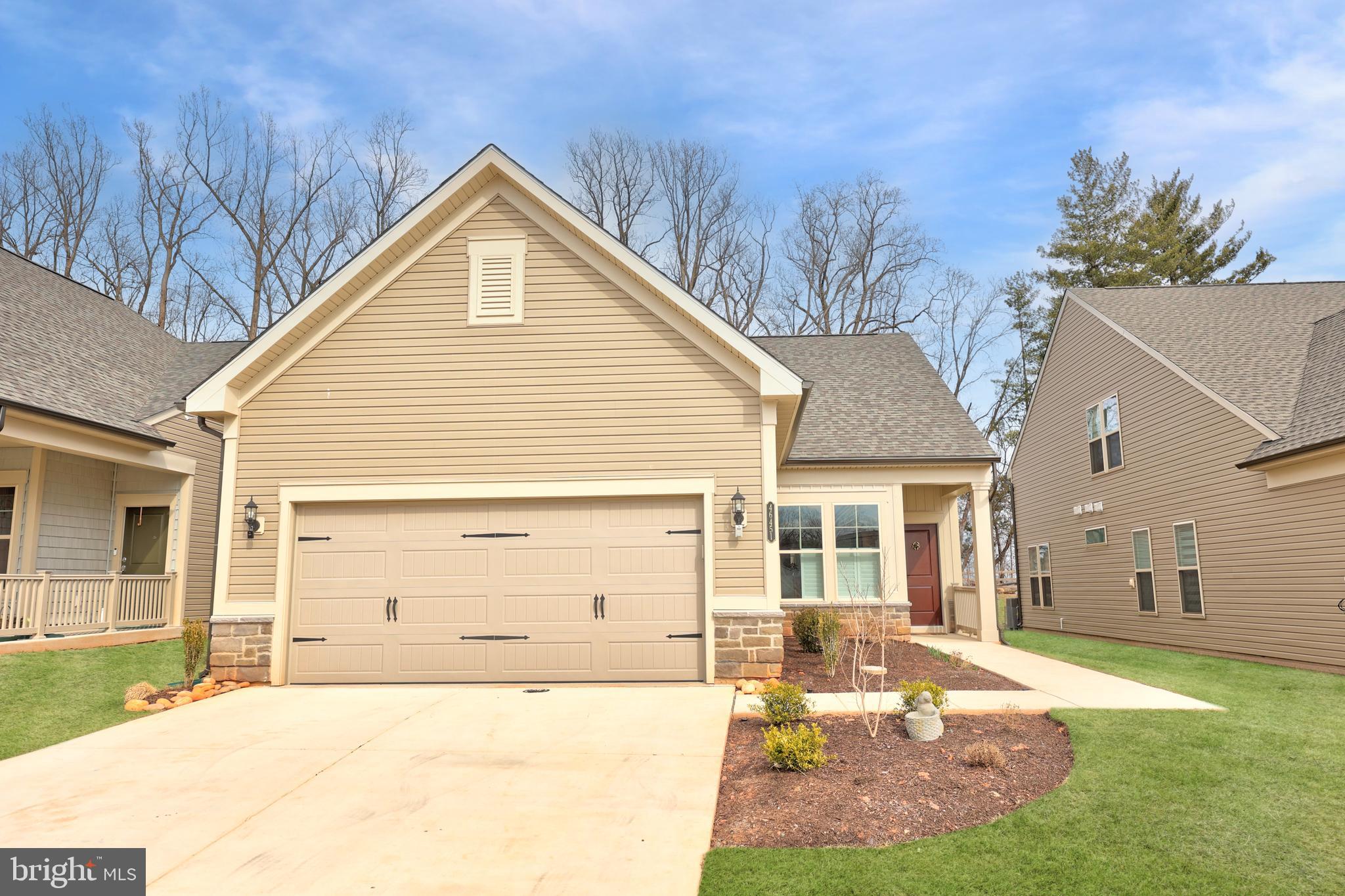 46451 White Top Drive Sterling, VA 20164 - Photo 3 of 59