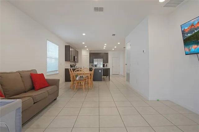 $2,150 | 920 Boca Vista Court, Davenport, FL 33896