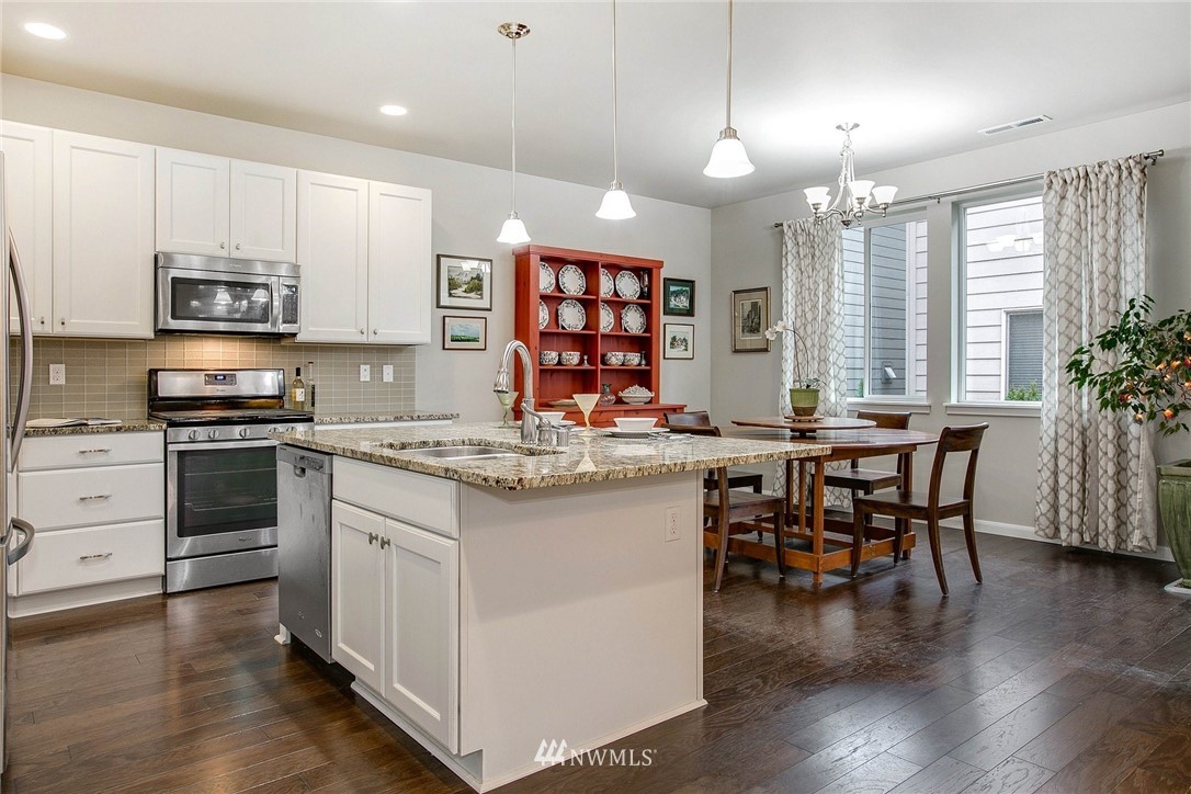 17705 35th Drive Southeast Bothell, WA 98012 - Photo 7 of 24 Gallery Image 7