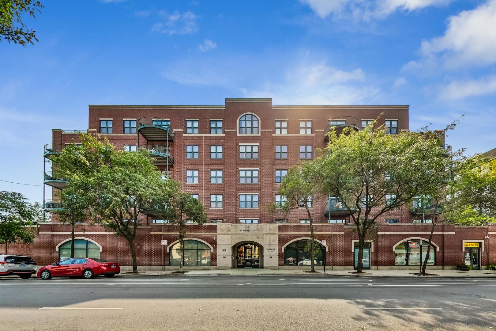 1301 West Washington Boulevard, Unit 405 Chicago, IL 60607 - Photo 1 of 21