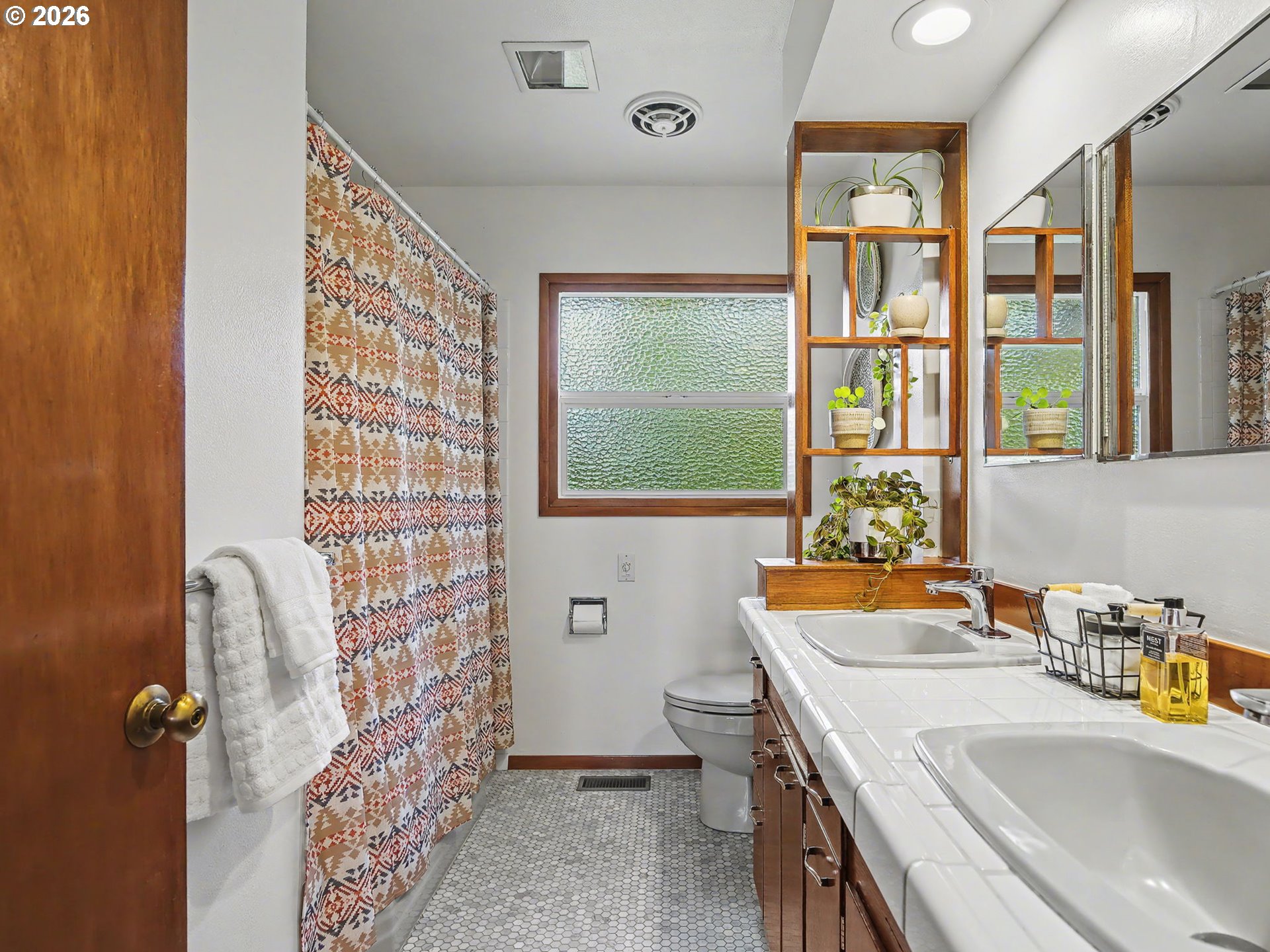 1737 Northeast 144th Avenue Portland, OR 97230 - Photo 25 of 48