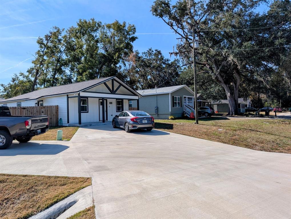 Northwest 184th Road High Springs, FL 32643 - Photo 9 of 13 Gallery Image 9