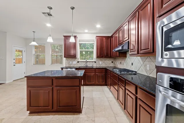 $750,000 | 3228 Ranch Park Trail, Round Rock, TX 78681