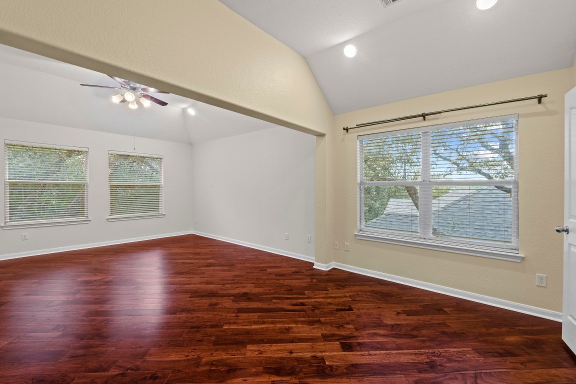 3228 Ranch Park Trail Round Rock, TX 78681 - Photo 21 of 40 Spacious primary bedroom upstairs with sitting area.