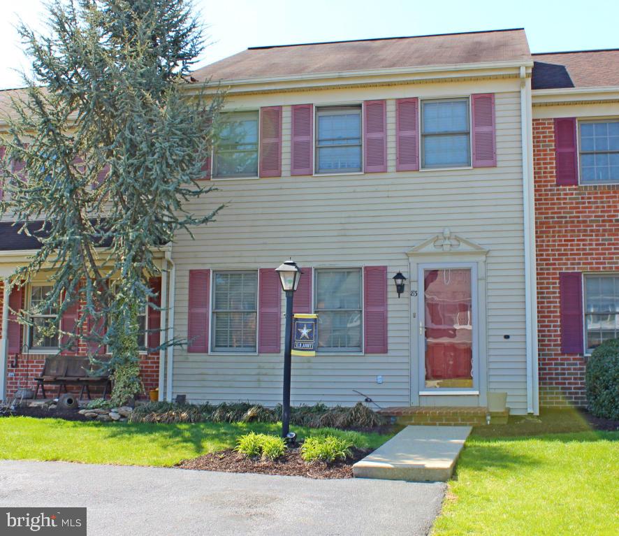 83 Robinhill Drive Lititz, PA 17543 - Photo 1 of 18 Gallery Image 1