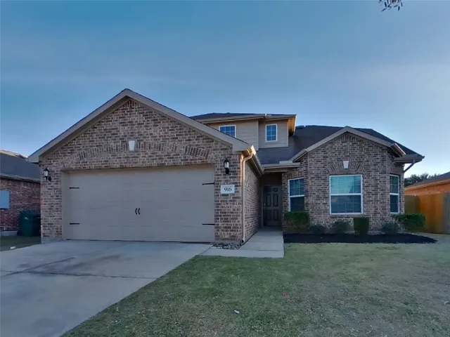 $2,319 | 916 American Monarch Drive, La Marque, TX 77568