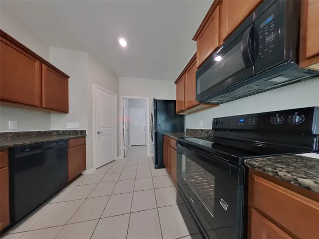 $2,239 | 916 American Monarch Drive, La Marque, TX 77568