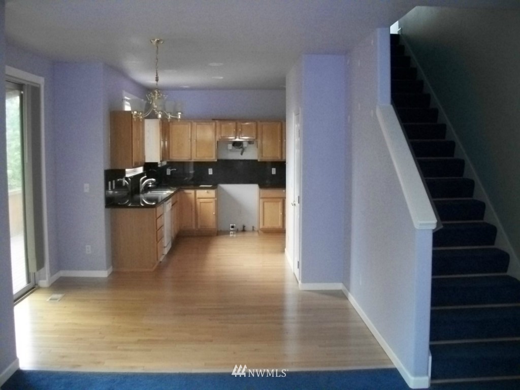 17739 110th Place Southeast Renton, WA 98055 - Photo 6 of 15
