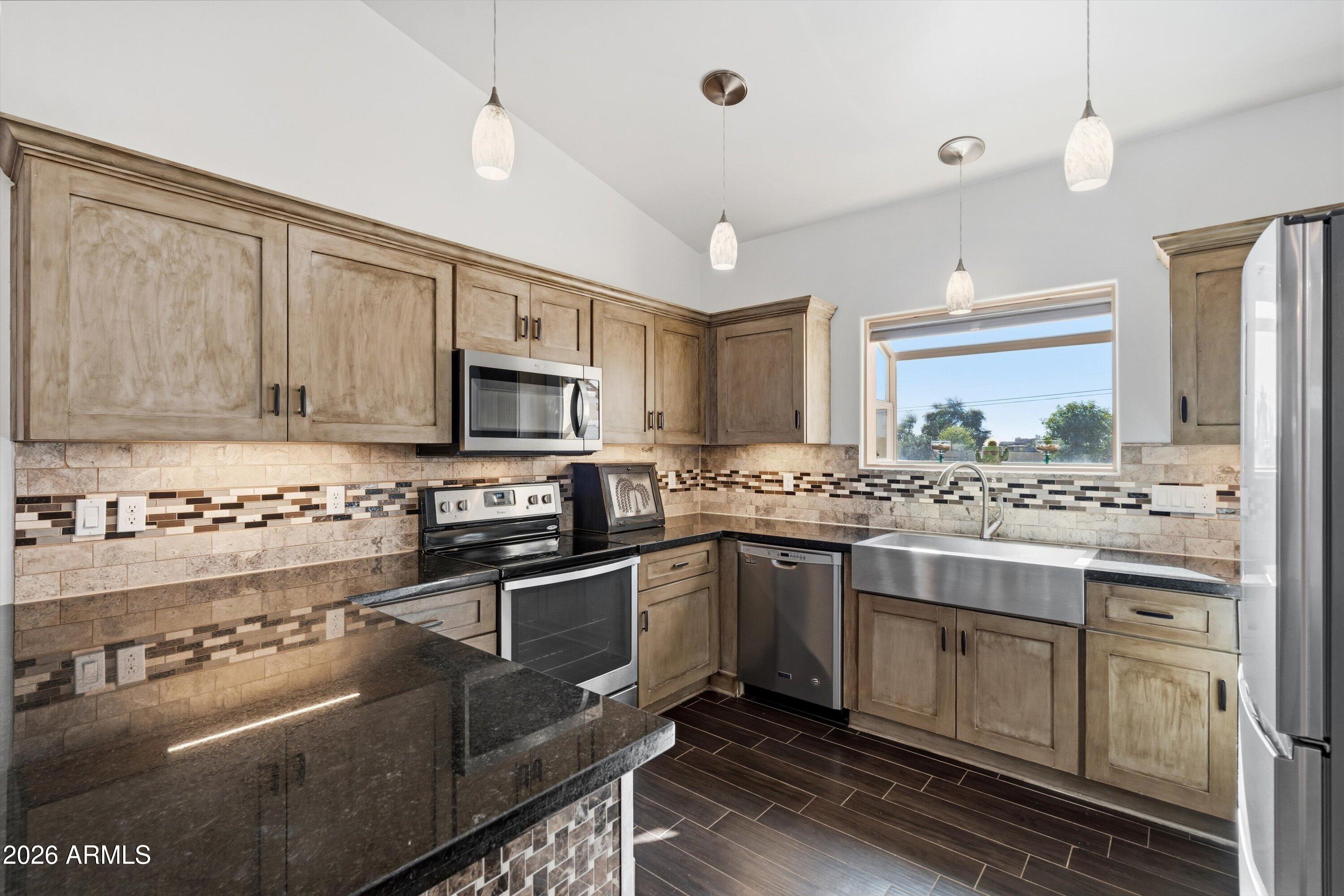 9023 South Dean Road Buckeye, AZ 85326 - Photo 3 of 32 14-Kitchen