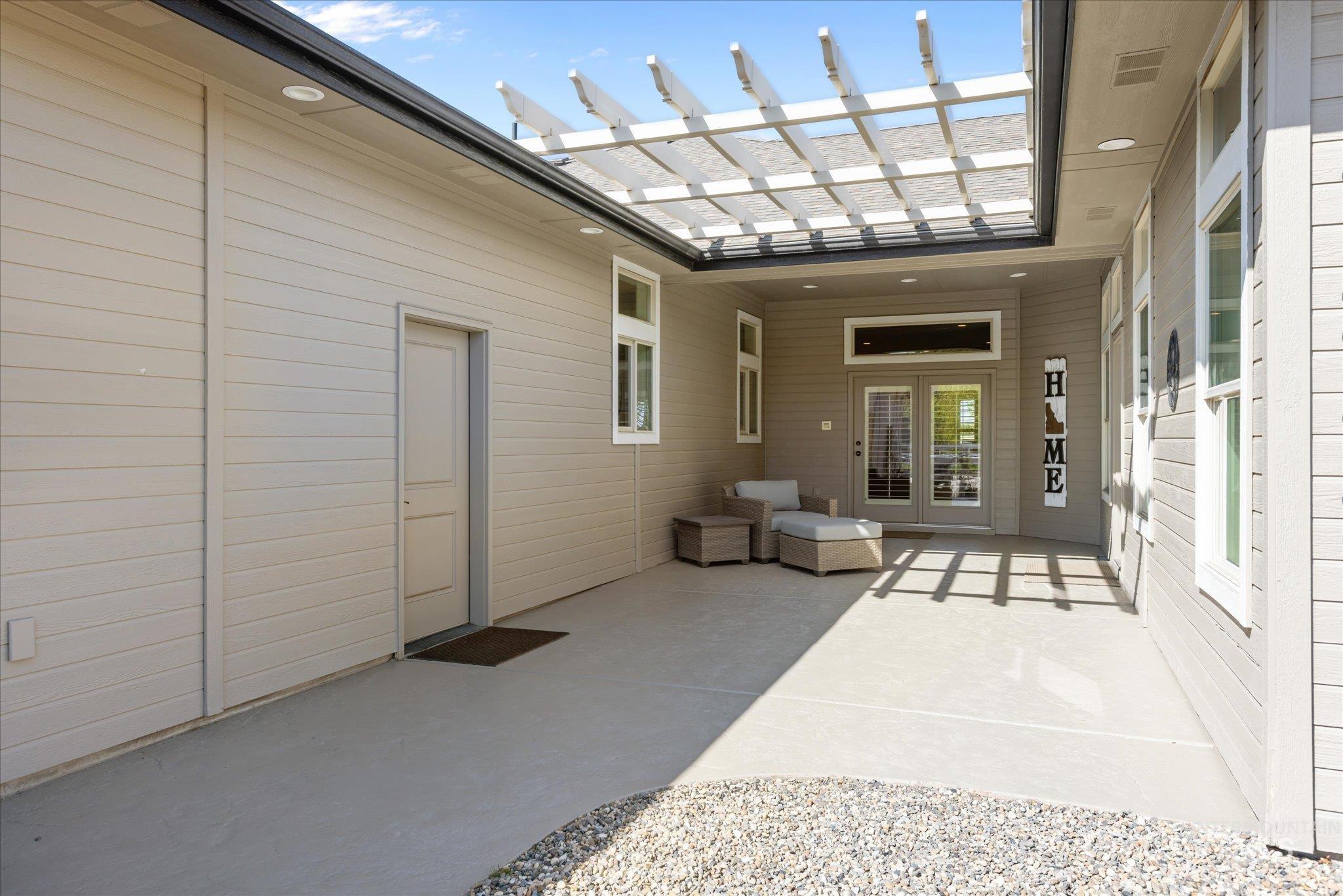 15962 Palshaw Court Caldwell, ID 83607 - Photo 29 of 50 Courtyard and separate entrance for secondary suite/mother-in-law suite