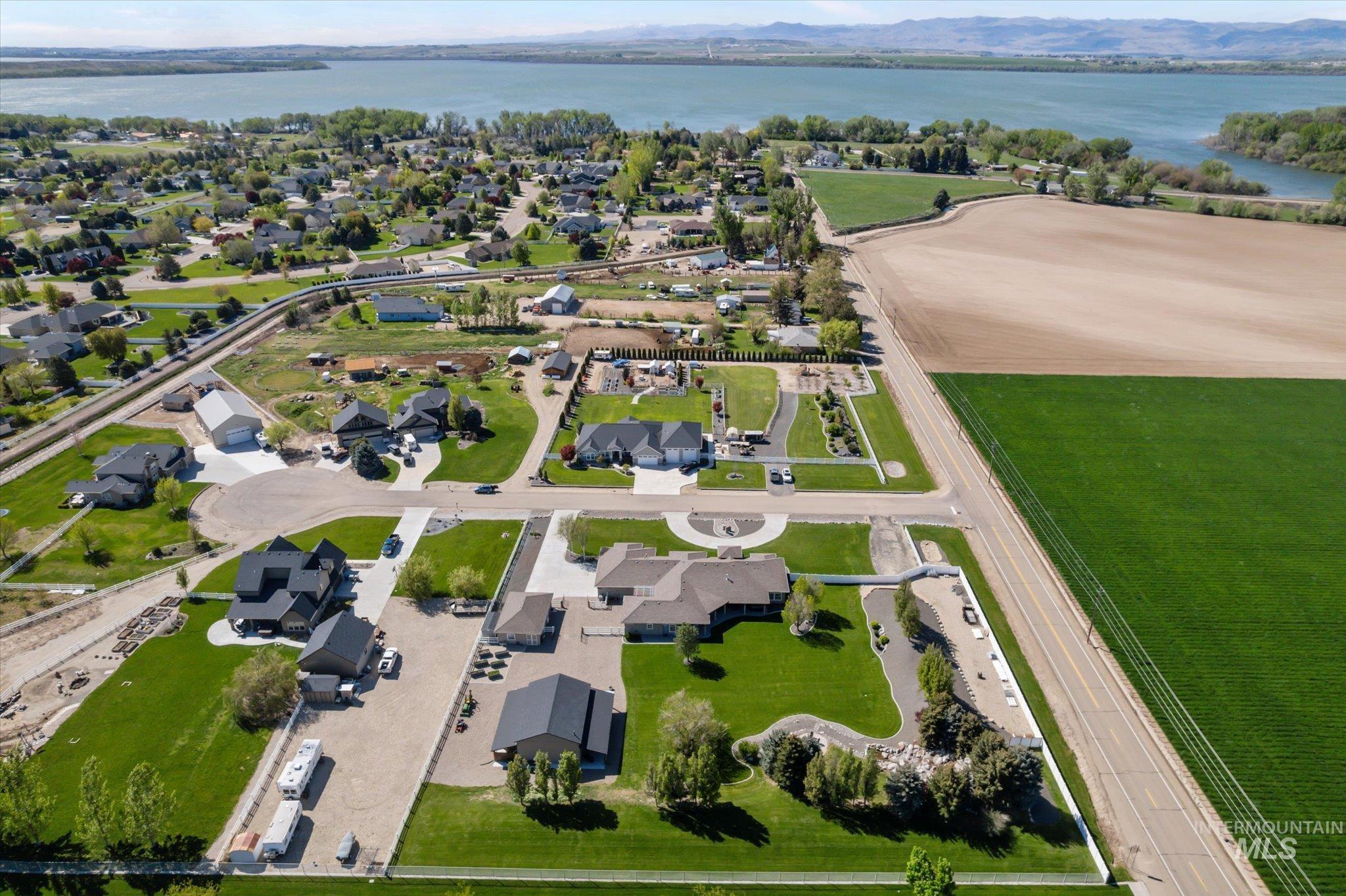 15962 Palshaw Court Caldwell, ID 83607 - Photo 3 of 50