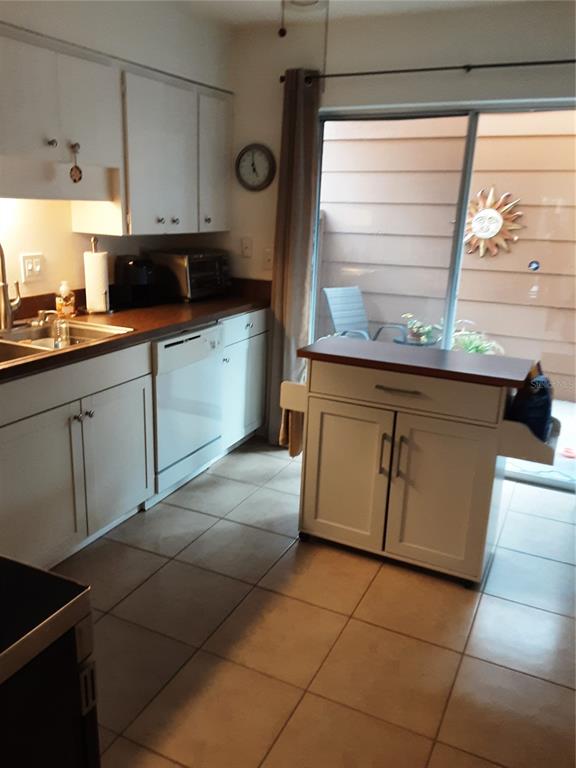 4423 Pelorus Drive, Unit B New Port Richey, FL 34652 - Photo 19 of 26