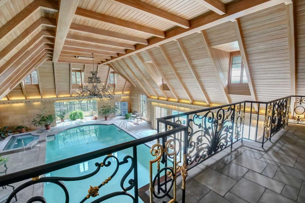 1482 Hunter Drive Medina, MN 55391 - Photo 22 of 28