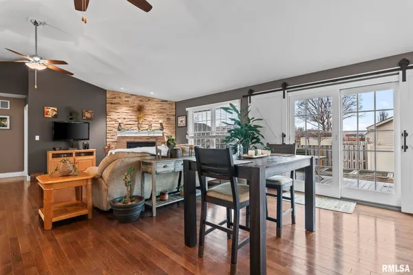 $460,000 | 1115 Lost Tree Drive, Sherman, IL 62684