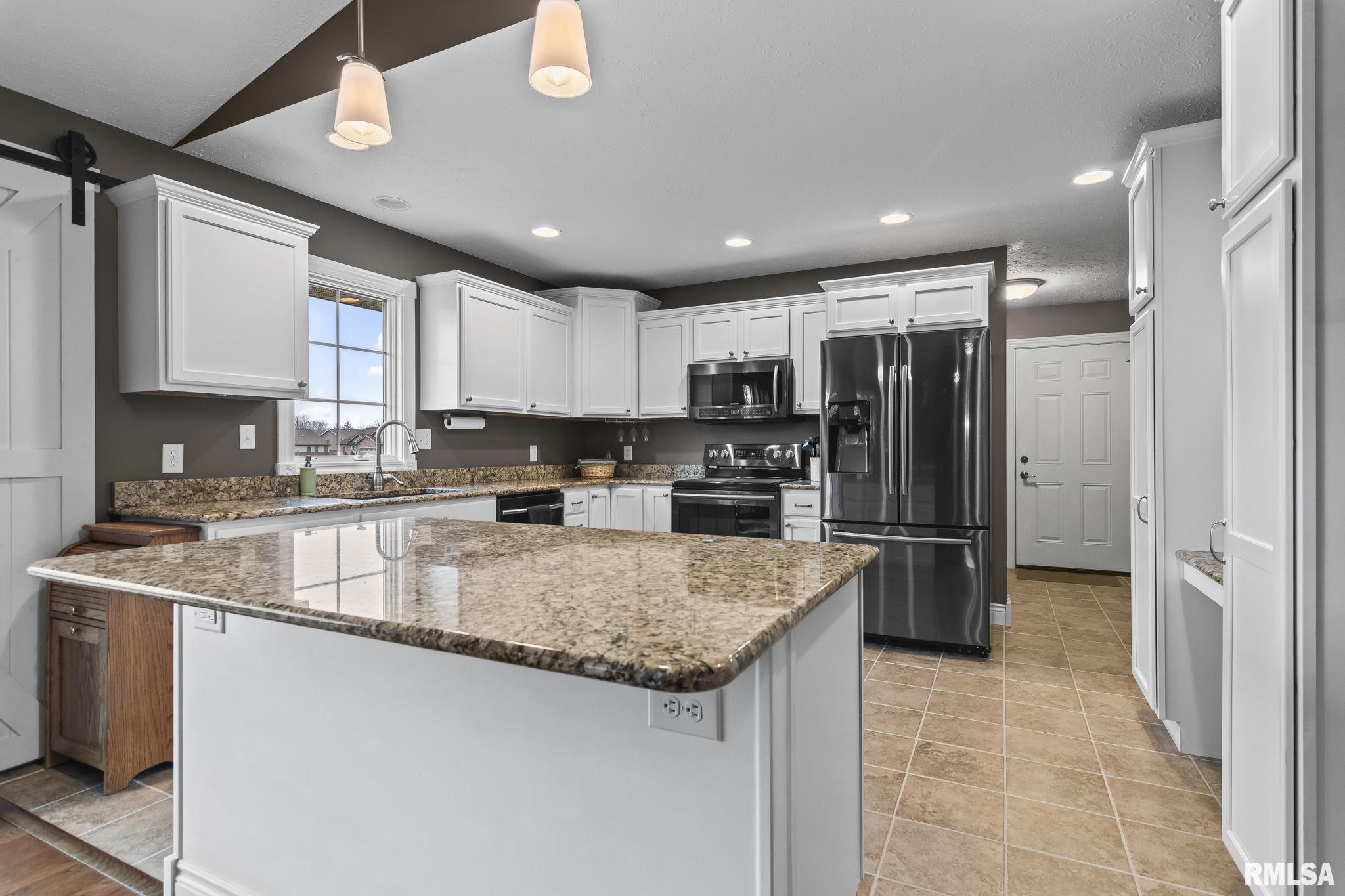 1115 Lost Tree Drive Sherman, IL 62684 - Photo 14 of 47
