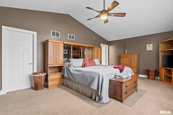 $460,000 | 1115 Lost Tree Drive, Sherman, IL 62684