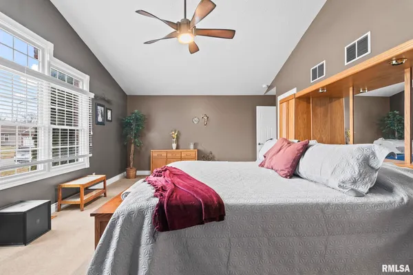 $460,000 | 1115 Lost Tree Drive, Sherman, IL 62684