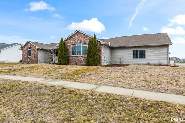 $460,000 | 1115 Lost Tree Drive, Sherman, IL 62684