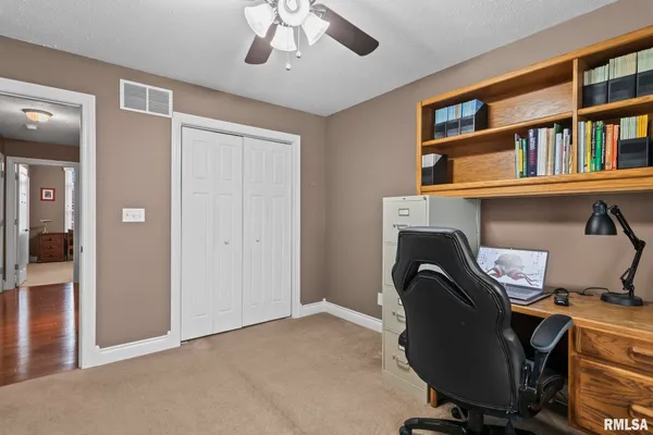 $460,000 | 1115 Lost Tree Drive, Sherman, IL 62684