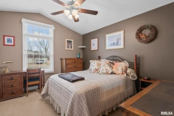 $460,000 | 1115 Lost Tree Drive, Sherman, IL 62684