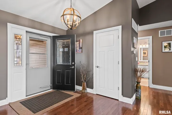 $460,000 | 1115 Lost Tree Drive, Sherman, IL 62684