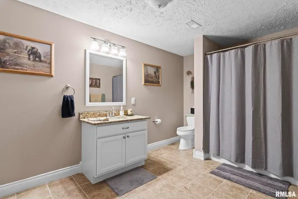 $460,000 | 1115 Lost Tree Drive, Sherman, IL 62684