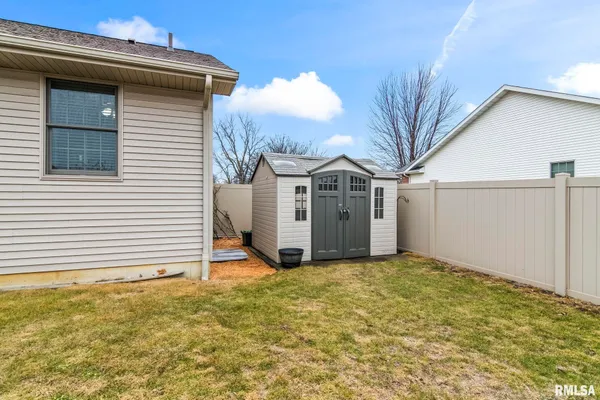 $460,000 | 1115 Lost Tree Drive, Sherman, IL 62684