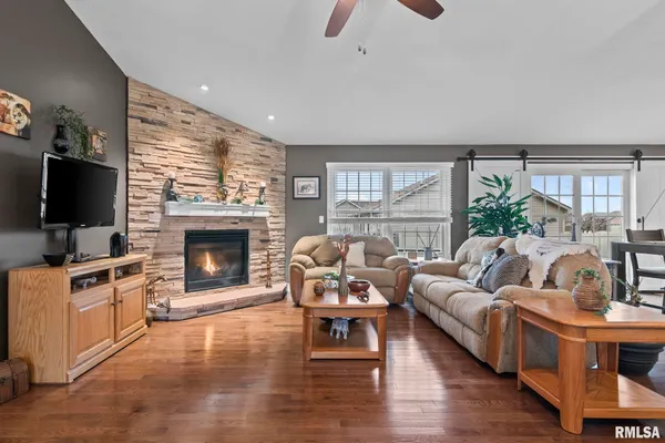 $460,000 | 1115 Lost Tree Drive, Sherman, IL 62684