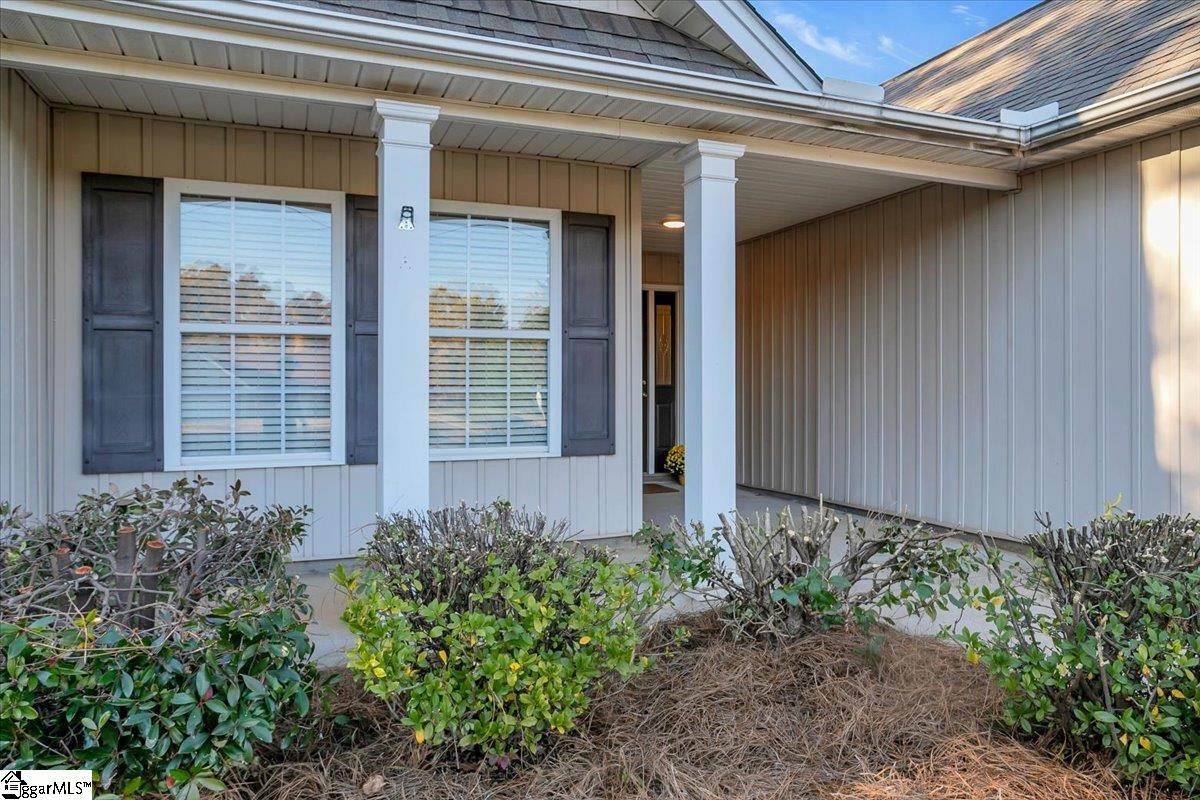 84 Stallings Road Taylors, SC 29687 - Photo 3 of 34 Gallery Image 3