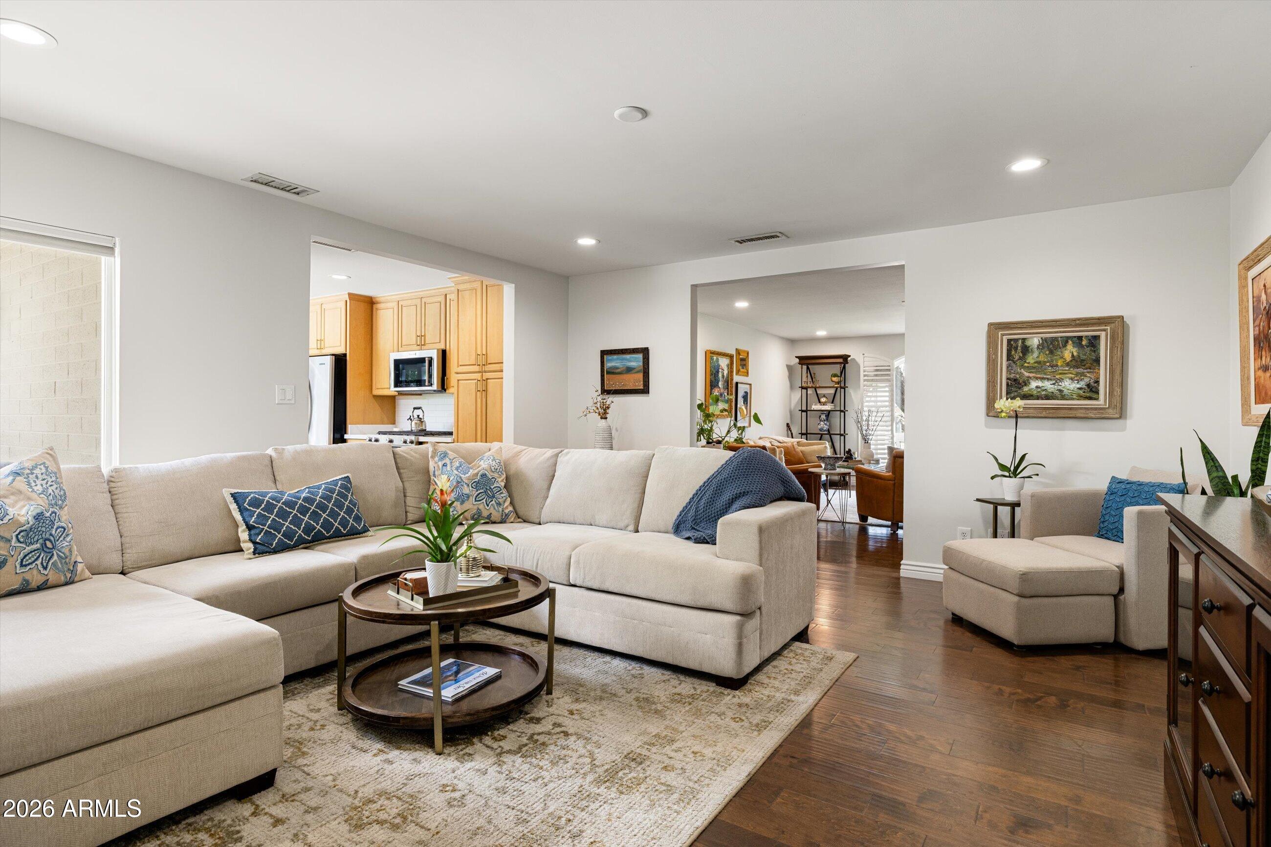 7142 North 14th Street Phoenix, AZ 85020 - Photo 9 of 29 a living room with furniture and windows