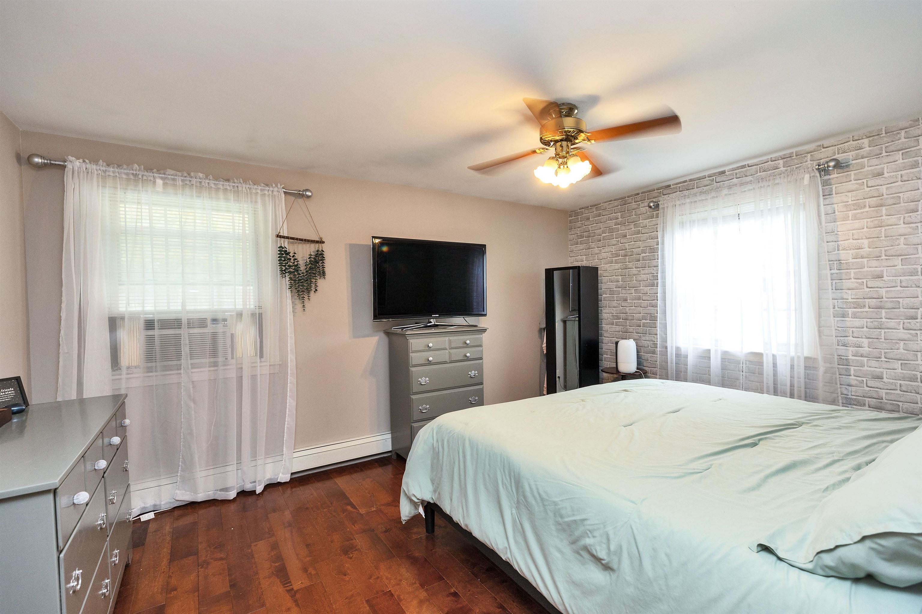 52 Jonathan Lane Manchester, NH 03104 - Photo 19 of 55