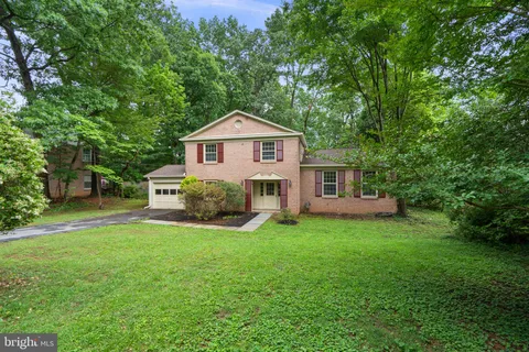 $900,000 | 1585 Kimblewick Road, Potomac, MD 20854